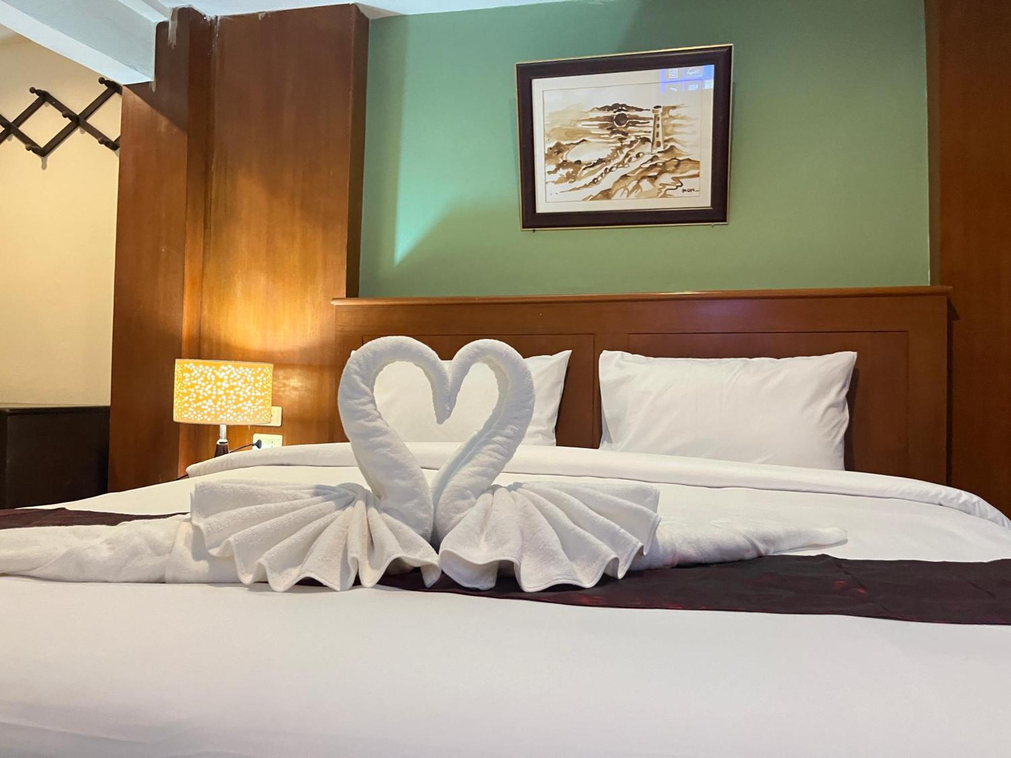 The Atnal Lanta Budget And Eco Friendly Hotel In 란타섬 외부 사진