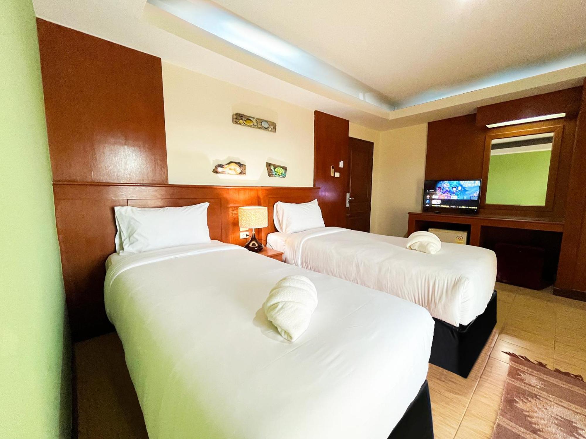 The Atnal Lanta Budget And Eco Friendly Hotel In 란타섬 외부 사진
