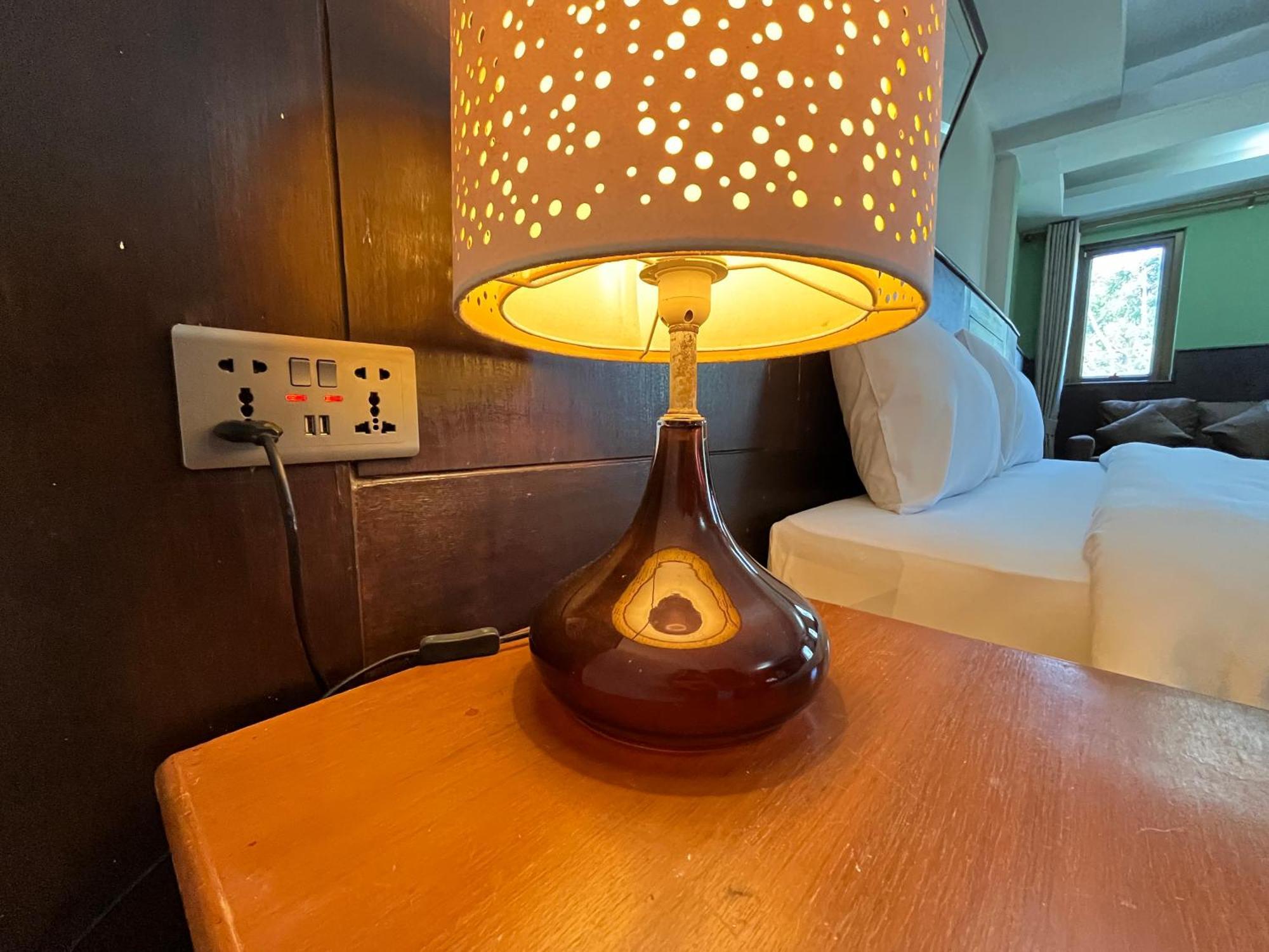The Atnal Lanta Budget And Eco Friendly Hotel In 란타섬 외부 사진