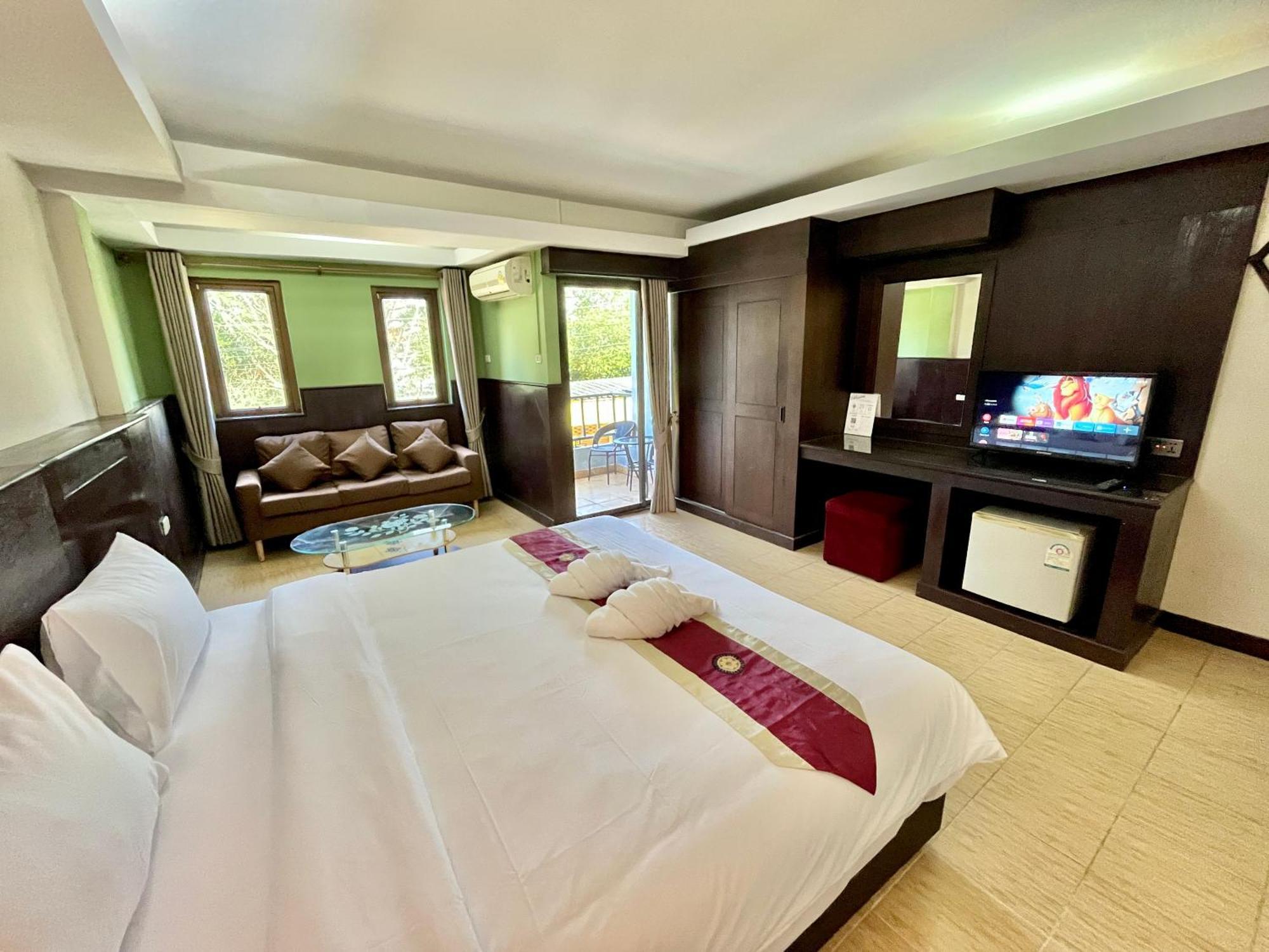 The Atnal Lanta Budget And Eco Friendly Hotel In 란타섬 외부 사진